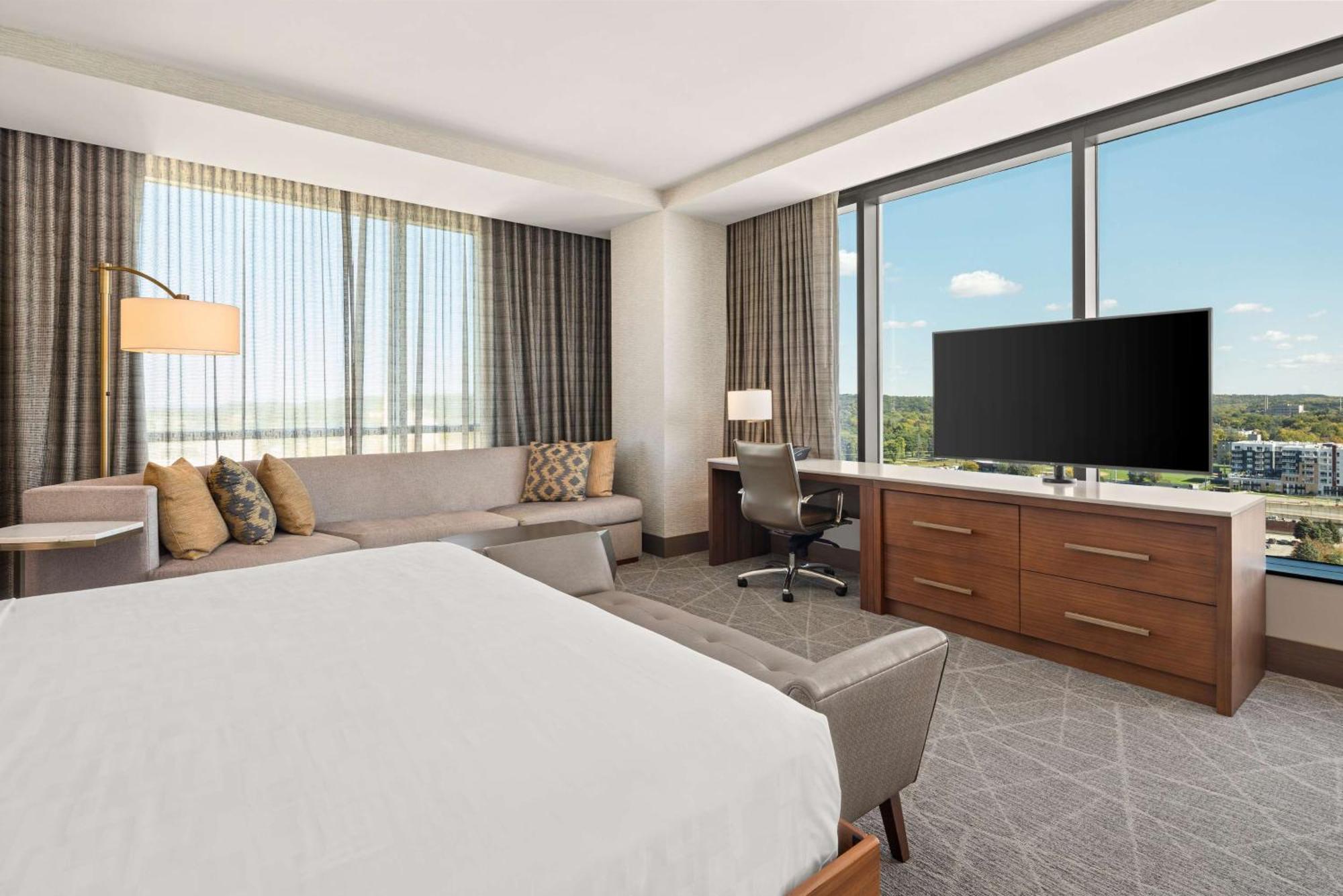 Hilton Rochester Mayo Clinic Area Экстерьер фото